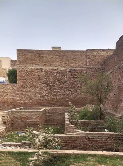 5 marla plot  (27×50) , Muhala Muredabad near Madina Colony, samejabad