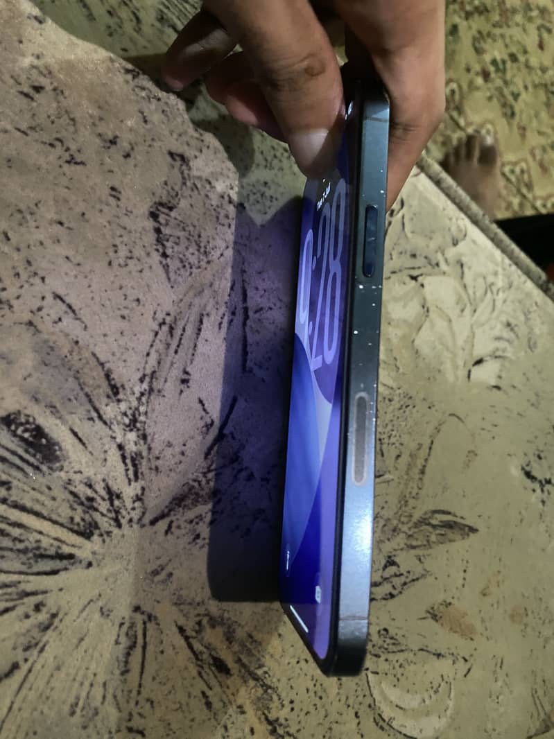 iphone 12 pro 2