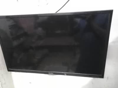LED 32
