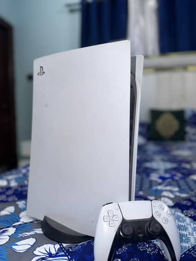 PS5 + 2 CONTROLLER