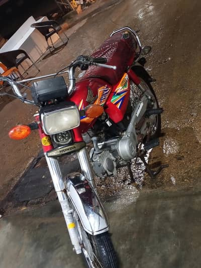 Honda 70cc bike for sell Sindh no sukhur 0332248875