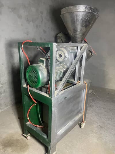 Cold press machine for oil