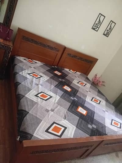 02 single bed with metres