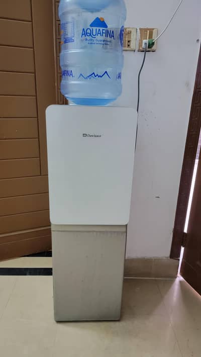 Dawlance Water dispenser