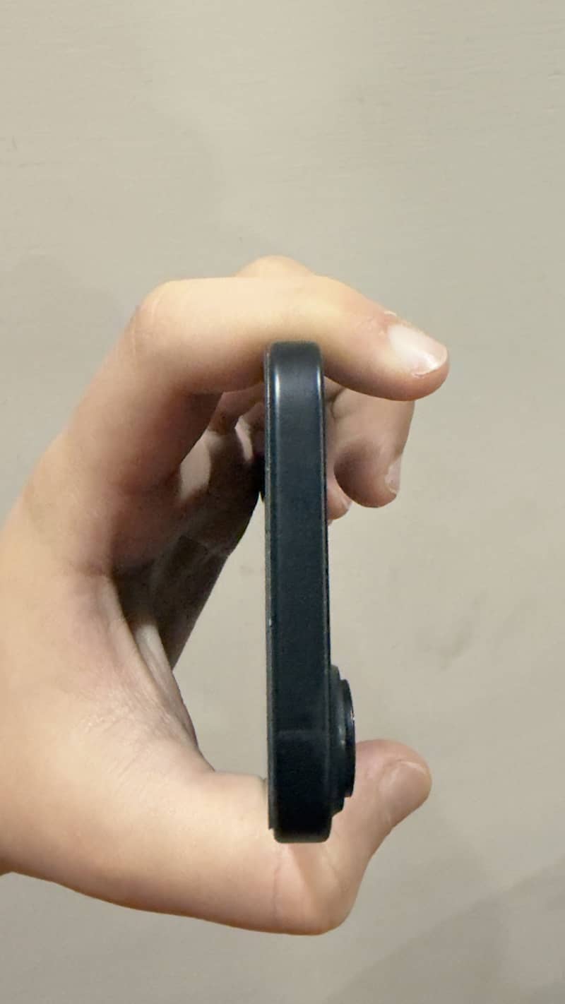 Apple iPhone 16 3