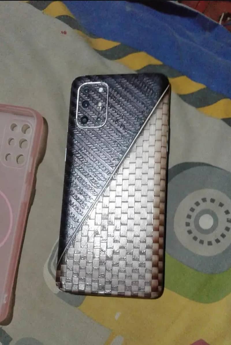 One Plus 8T 0