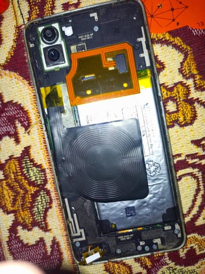 Sharp Aquos R3