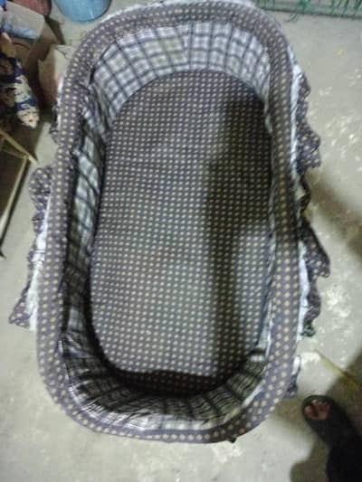 Baby crib