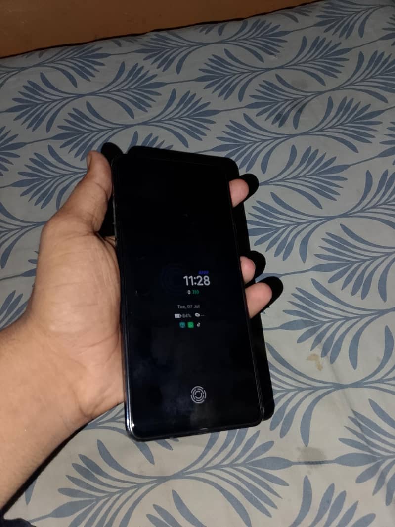 camon 20 4