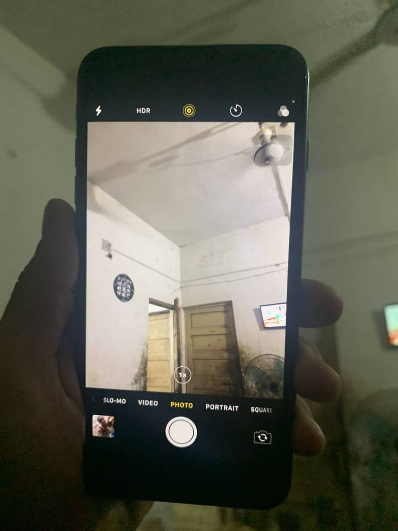 Apple iPhone 7 Plus 3