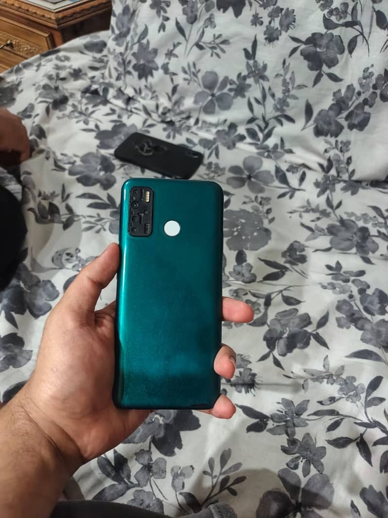 Tecno CAMON 15 1