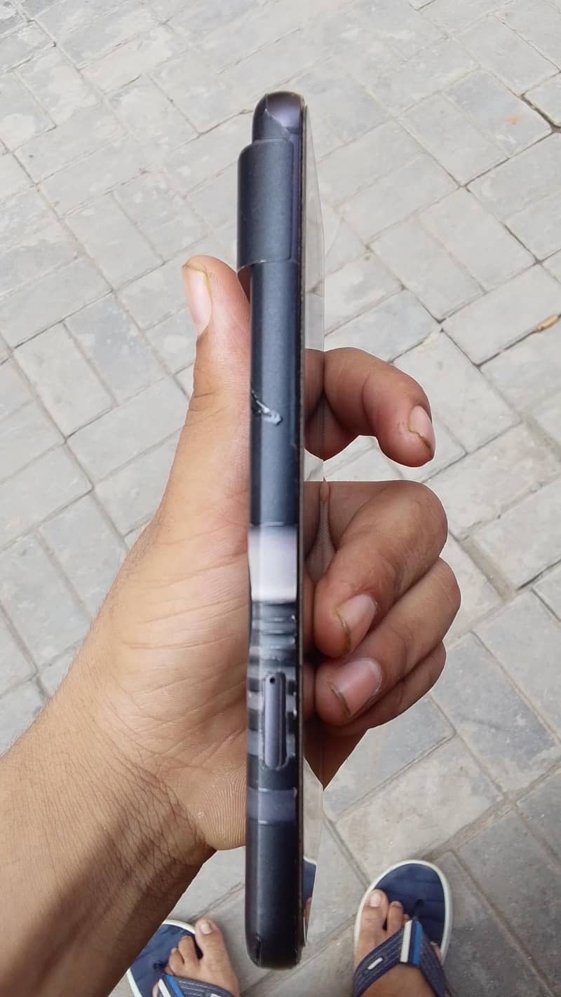 Google Pixel 8 2