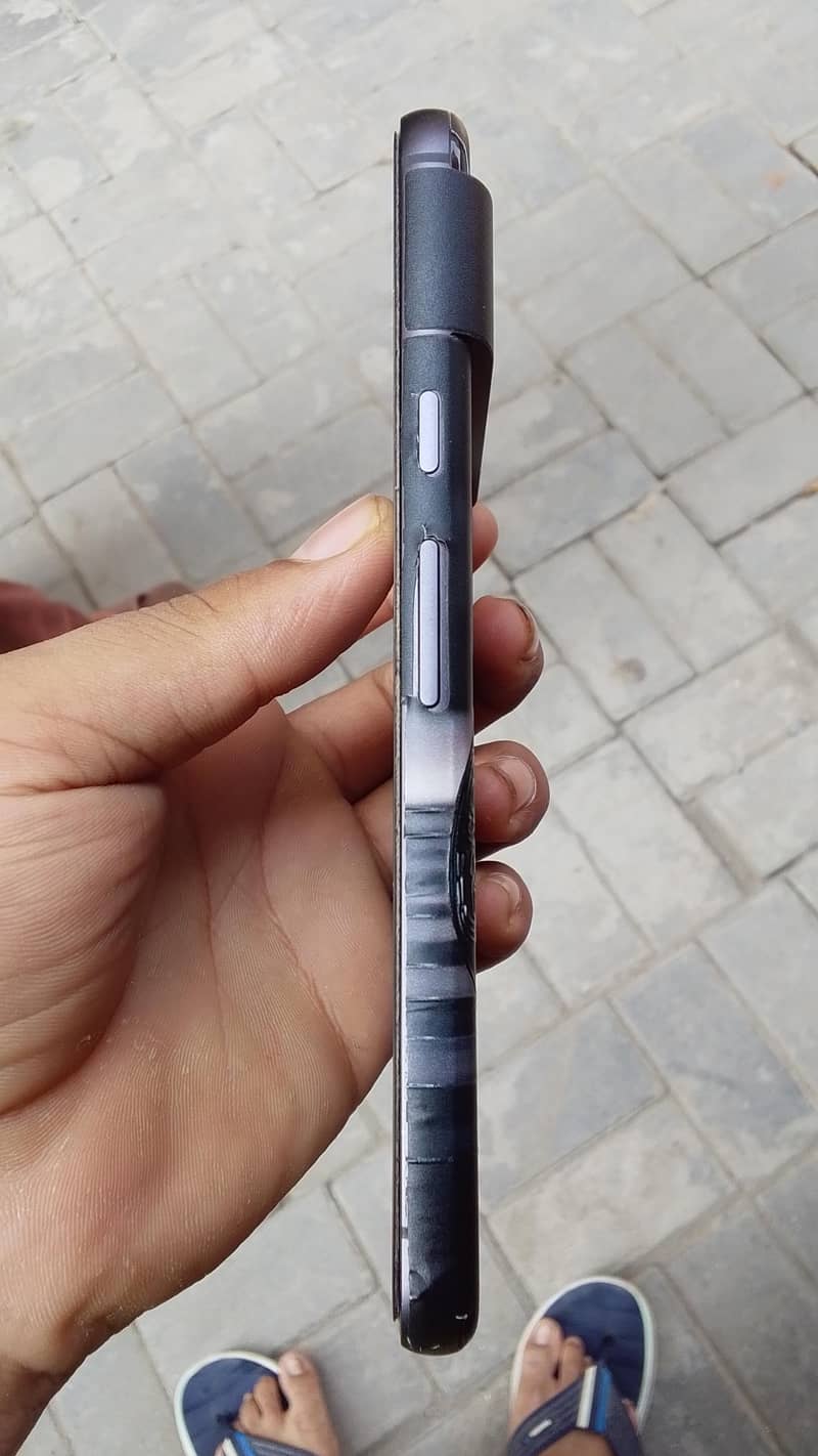 Google Pixel 8 3