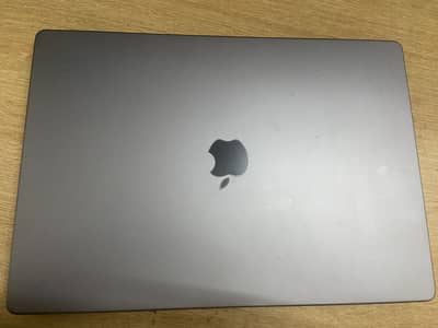 Macbook pro m1 pro 16/1tb New condition