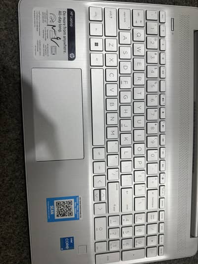 HP core i3 11th generation 8gb ram 256 gb storage touch screen 10by10