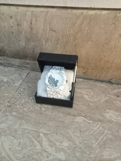 Arabic aura watch with free adjuster