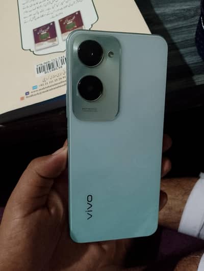 Vivo Y18