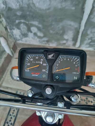 ​Honda CG 125 [Year] Model – Total Genuine – Low Mileage – Urgent Sale