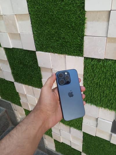 Apple iPhone 15 Pro