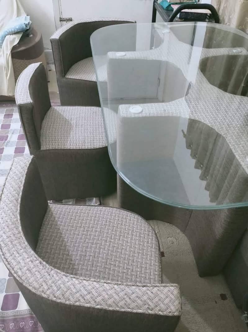 Dining Table 6