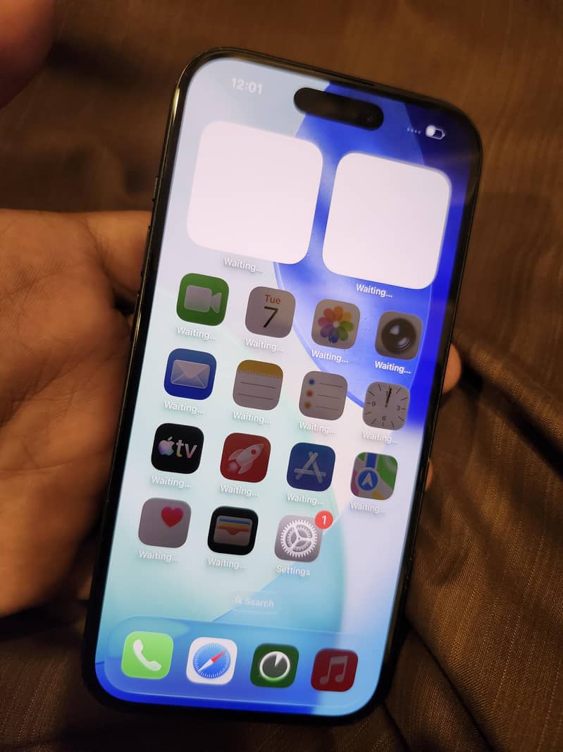 Apple iPhone 15 4