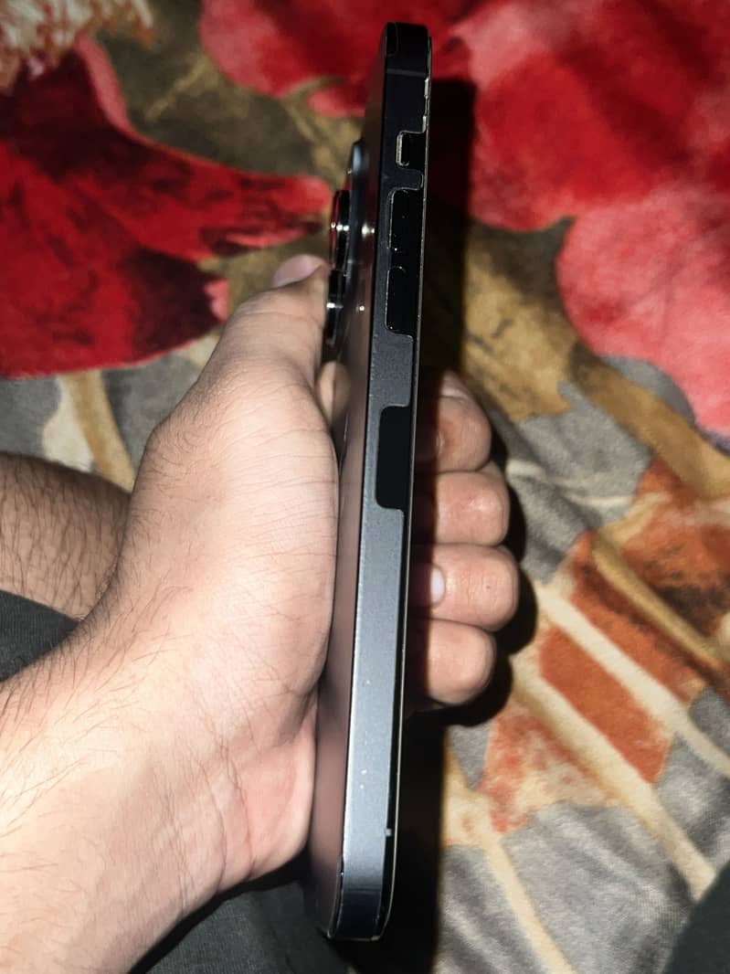 iPhone 14 Pro Max 1