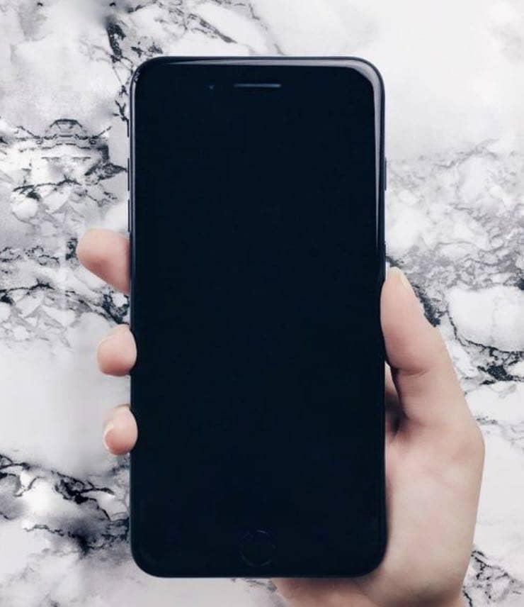 Apple iPhone 7 2
