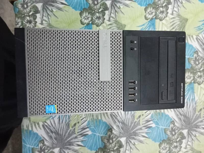 dell brand computer  1