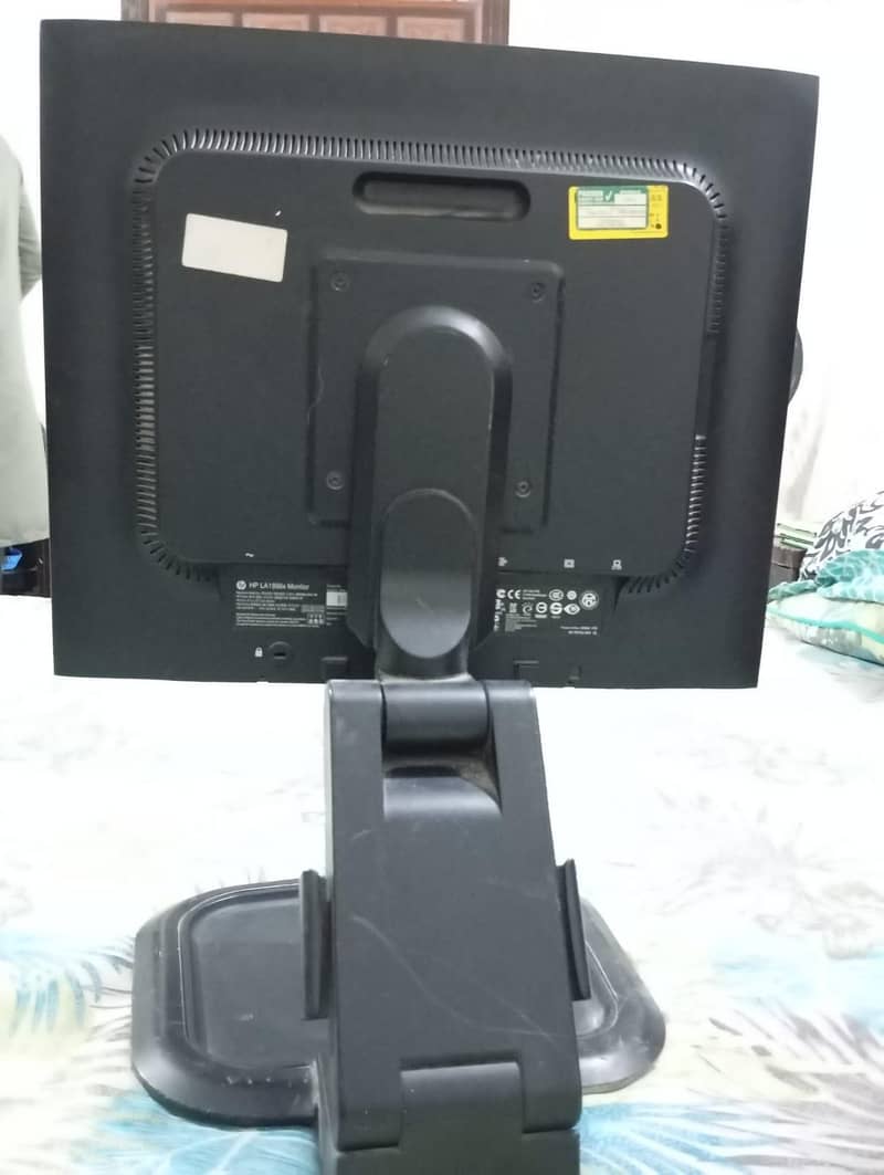 dell brand computer  6