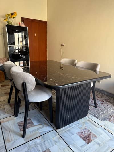 Luxury 6-Seater Dining Table Set