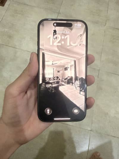 Apple iPhone 16