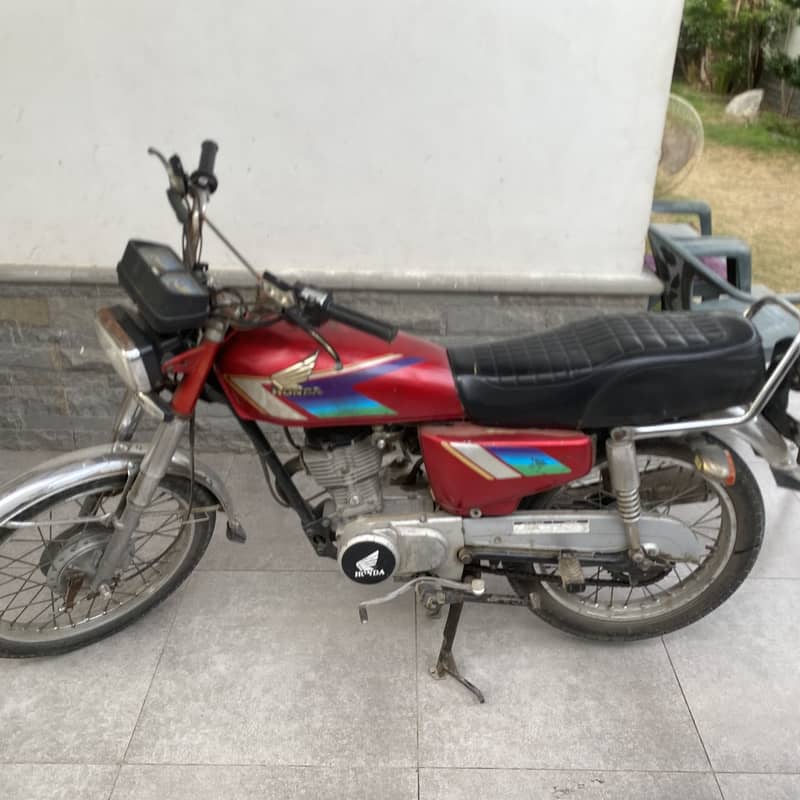 Unique 125 0