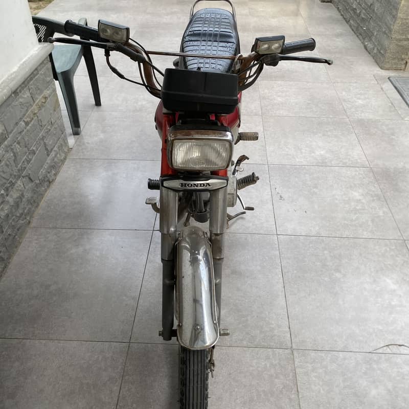 Unique 125 1