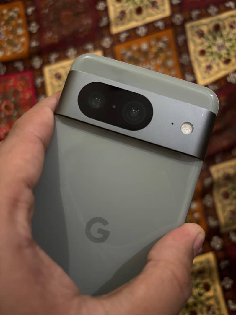 Google Pixel 8 1