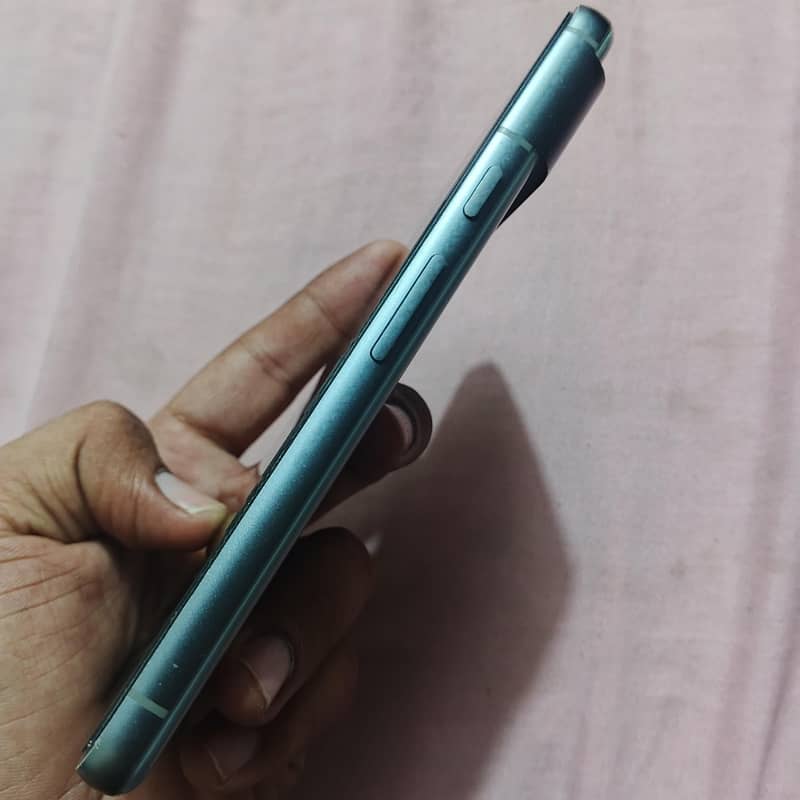 Google Pixel 8 5