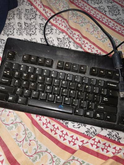used keyboard with good condition