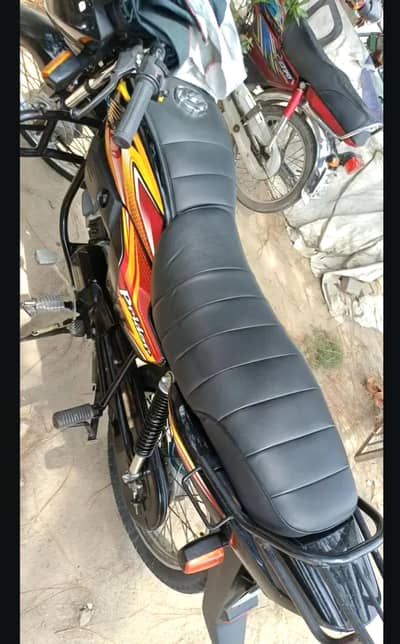 Honda Pridor 100 cc 2025