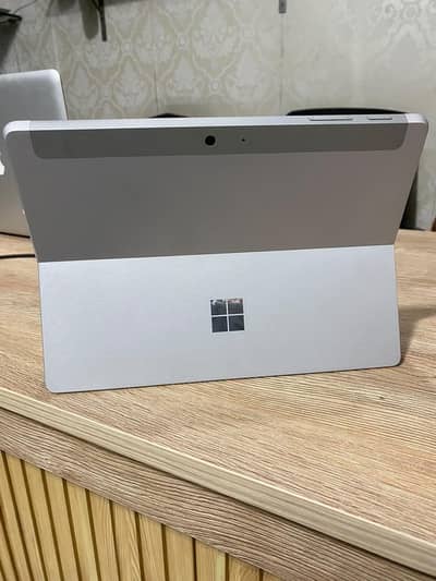 Microsoft Surface Go | Touch Screen | 4GB RAM | 64GB SSD