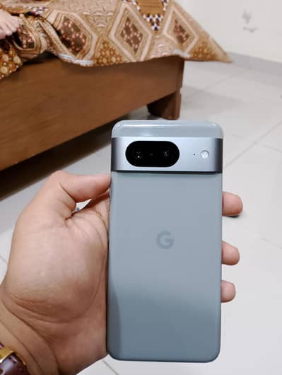 Google Pixel 8