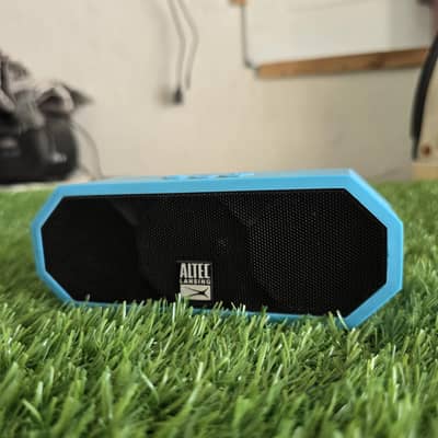 altec Lansing Bluetooth speakers woofer sound