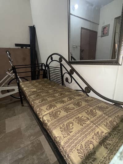5 Seater Iron Sofa Set with Seats