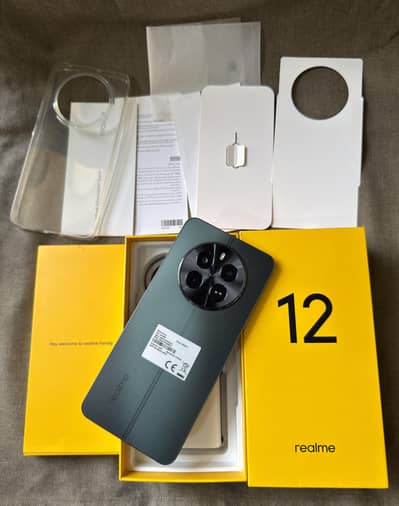 Realme 12 (8gb 256gb) Complete Box