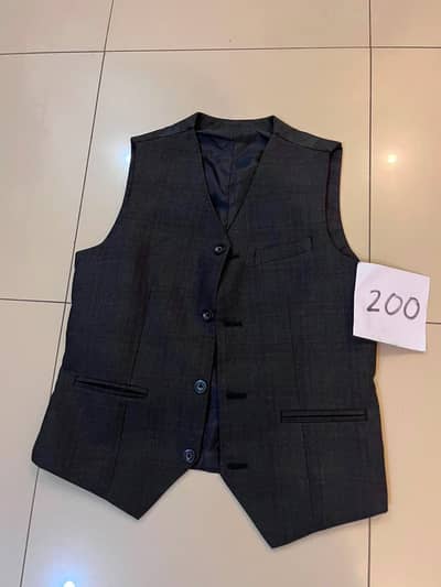 Used Clothes for Boys & Girls