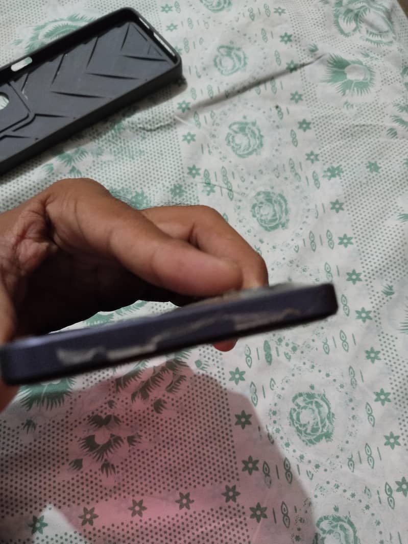 Realme Note 60 3