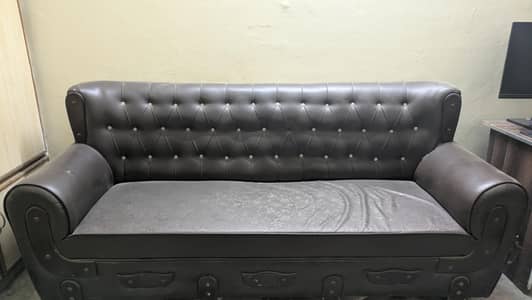 Luxury Sofa Set (3+1) – Soft Foam | Excellent Condition | 15,000 PKR