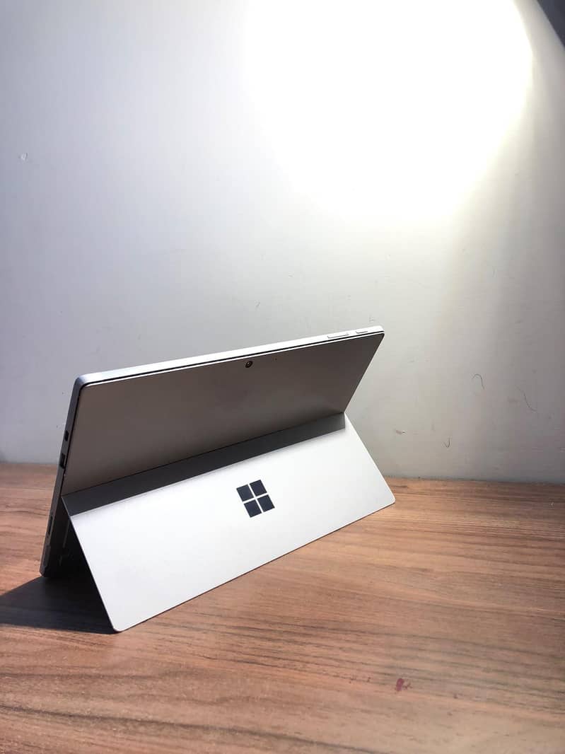 Microsoft Surface Pro 7 7