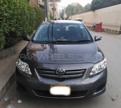 Toyota Corolla GLi 1.3 VVTi Manual 2010 – Roof Original – Home Used