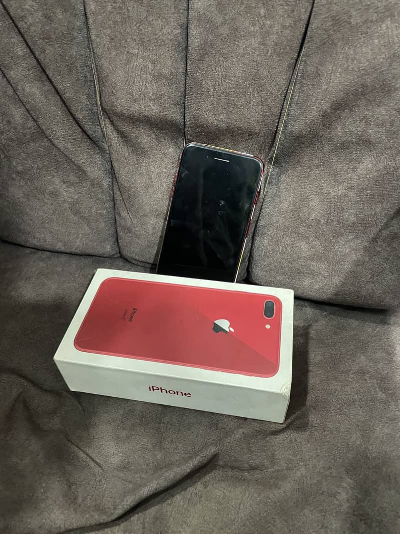 Apple iPhone 8 Plus 0