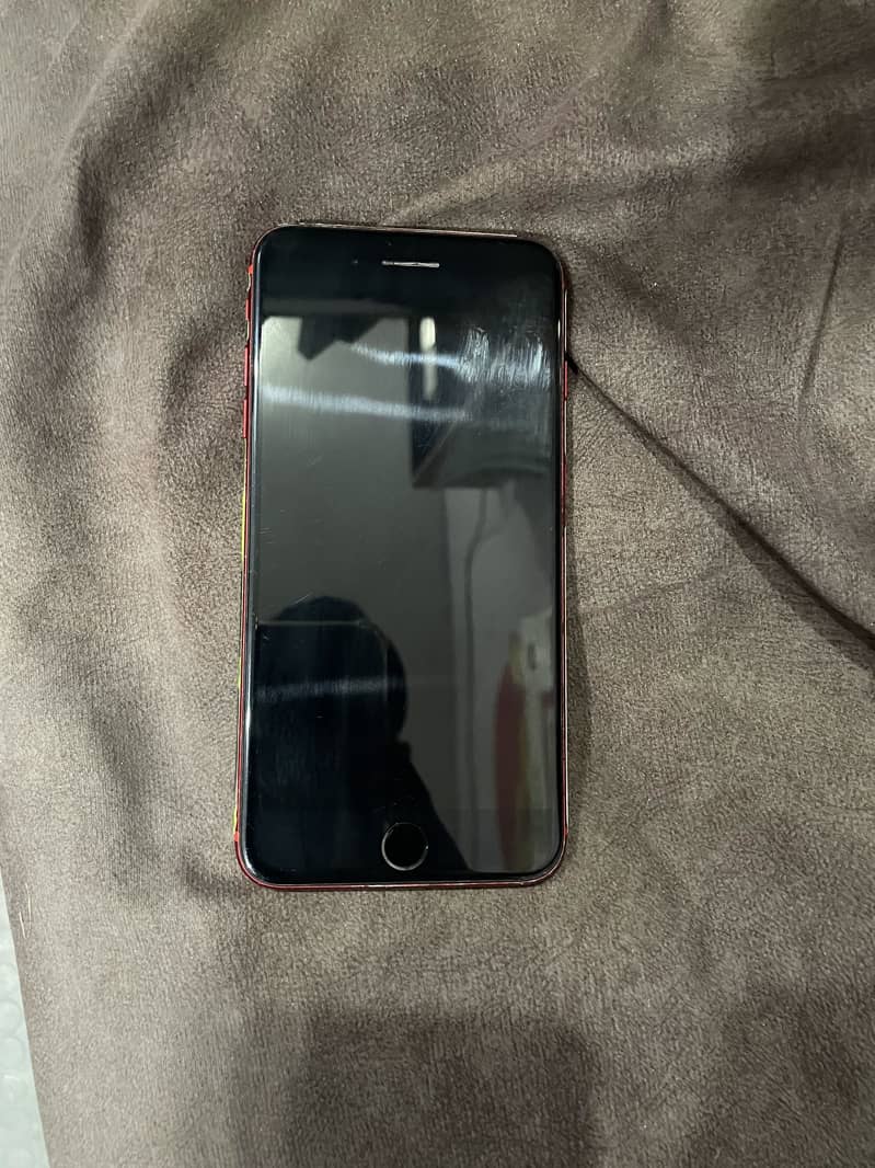Apple iPhone 8 Plus 4