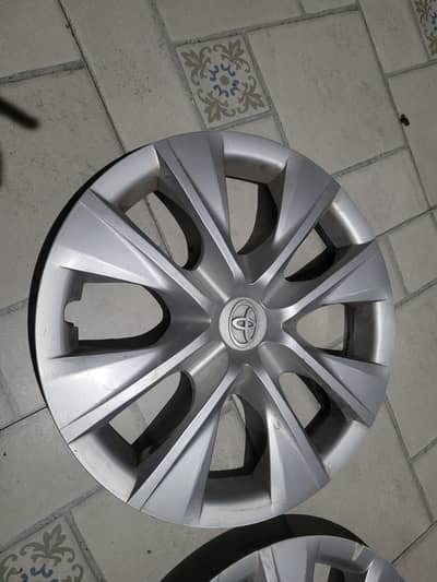 Toyota corolla wheel cup set 15 inchez
